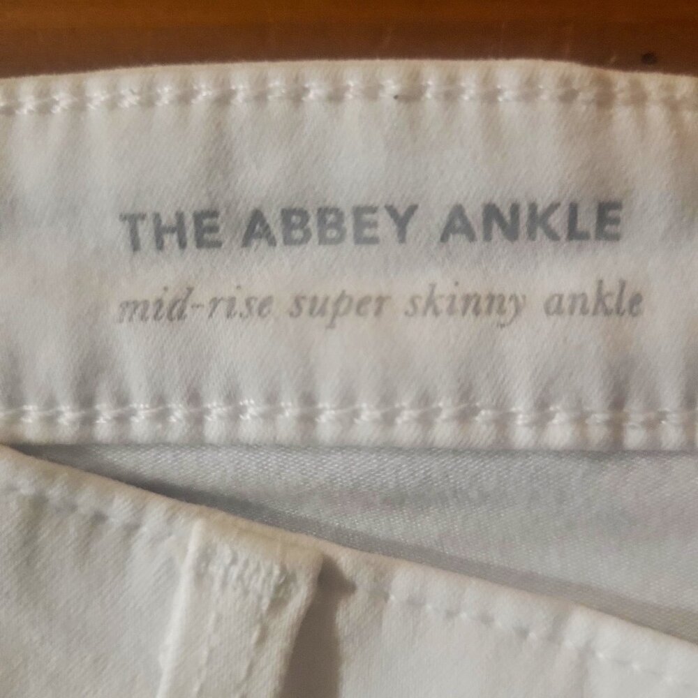 Like New! AG Abby Ankle Midrise Super Skinny Jean White - Size 31R - Picture 7 of 11
